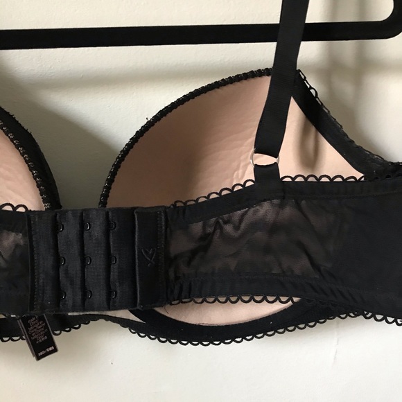 Victoria's Secret Dream Angels Demi Bra - Picture 11 of 15